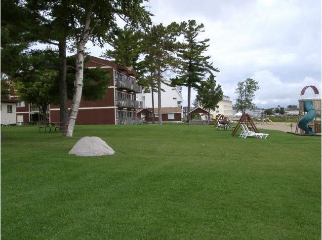 Waterfront Inn Mackinaw City Eksteriør bilde